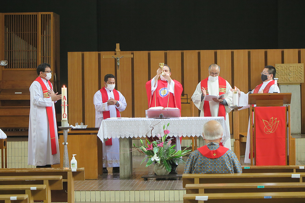 吉祥寺教会司祭団聖霊降臨主日